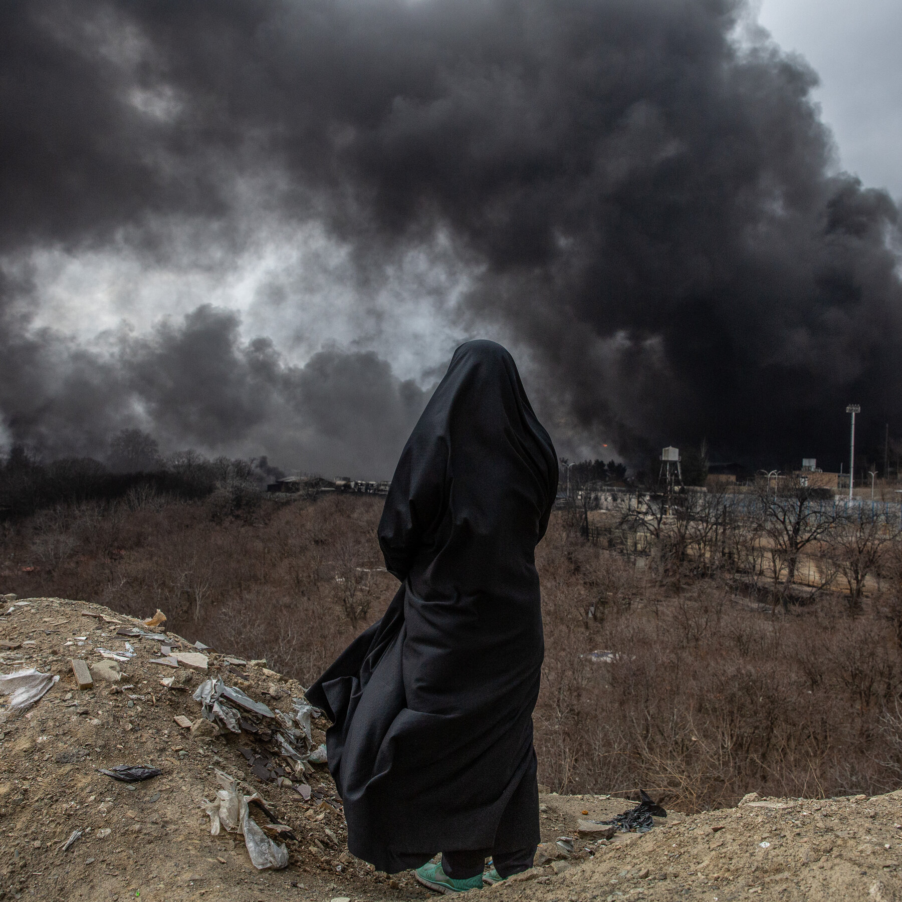 Fear and Hope for Iranians Trapped Between Bombs and Defiant Rulers