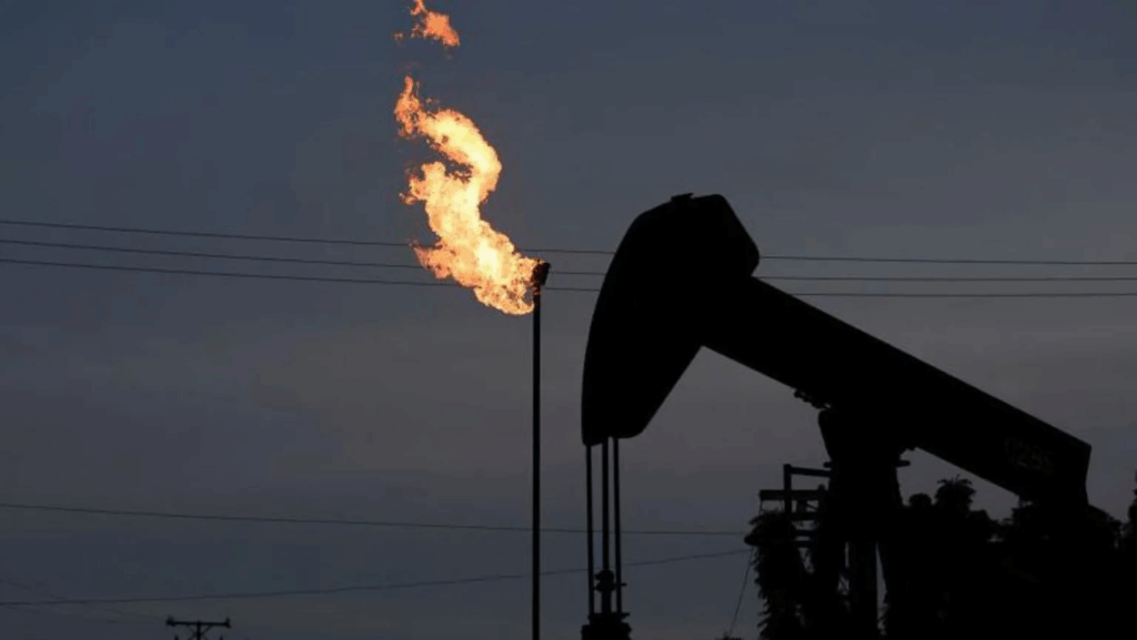 IEA Agrees Record 400 Million Barrel Oil Release as War Drives Crude Volatility