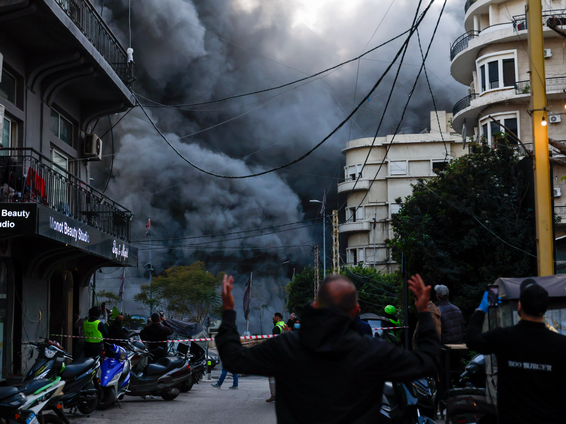 Iran War Intensifies: Trump Expresses Optimism Amidst Rising Death Toll in Lebanon