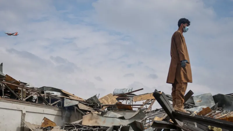 Pakistan Air Strike Kills 100+